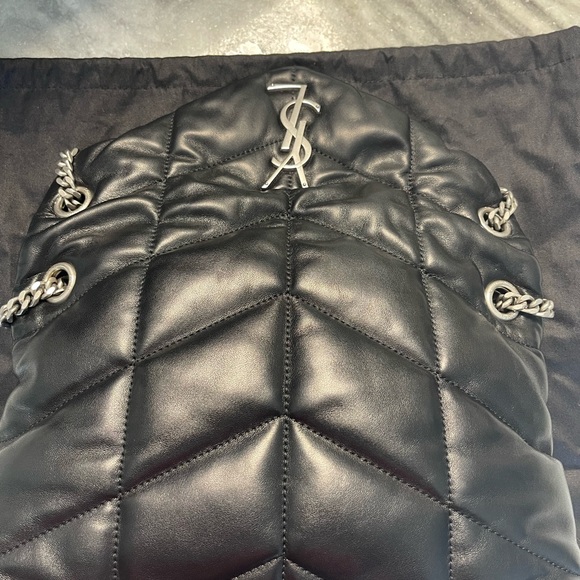 SAINT LAURENT Loulou quilted shoulder bag - Picture 6 of 10